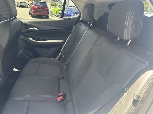 Used 2024 Buick Encore GX Preferred FWD image 19