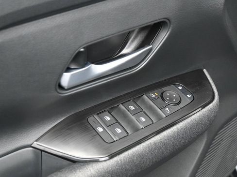 New 2026 Nissan Kicks SV w/ SV Premium Package AWD/4WD image 15