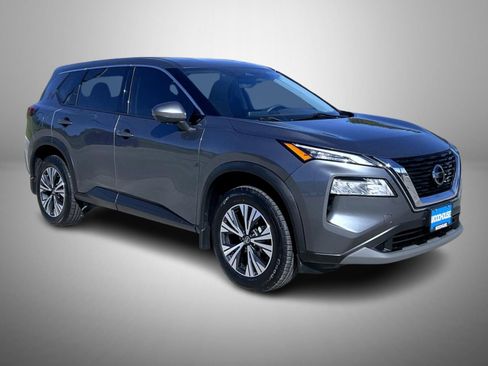 Used 2021 Nissan Rogue SV AWD/4WD image 3