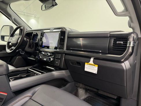 New 2026 Ford F350 Lariat w/ Black Appearance Package image 38