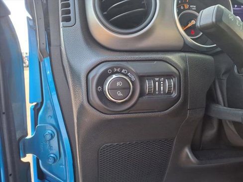 Used 2020 Jeep Gladiator Sport w/ Quick Order Package 24S image 19