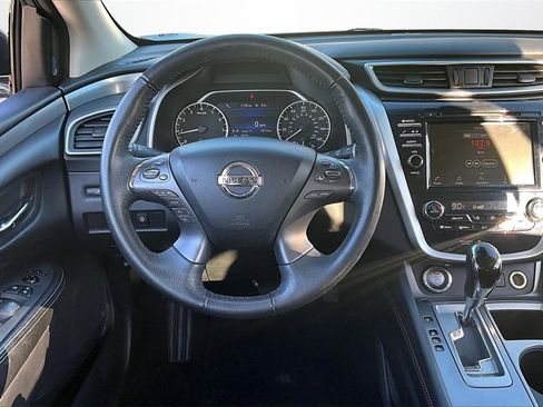 Used 2022 Nissan Murano SV image 8