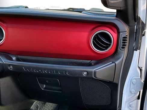 Certified 2022 Jeep Wrangler Rubicon w/ LED Lighting Group image 19