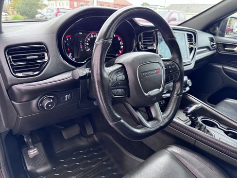 Used 2022 Dodge Durango R/T w/ Trailer Tow Group IV image 21