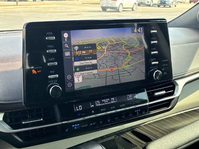 Used 2024 Toyota Sienna Platinum AWD/4WD image 34