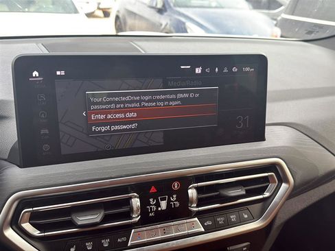 Used 2023 BMW X3 sDrive30i w/ Premium Package w/ZPA image 5