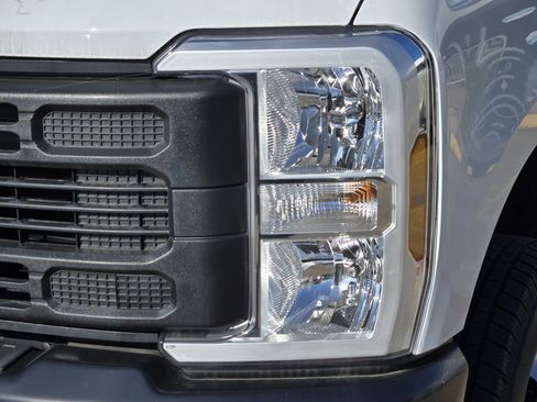 Used 2024 Ford F350 XL image 6