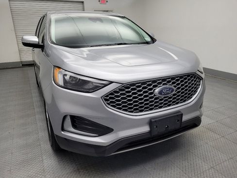 Used 2023 Ford Edge SEL image 14