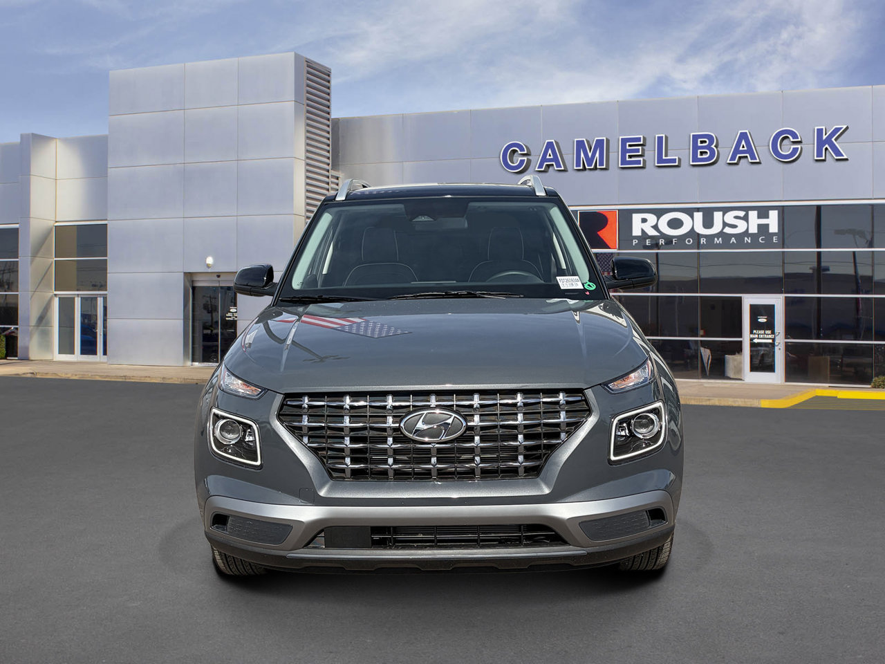 Used 2025 Hyundai Venue Limited FWD image 9