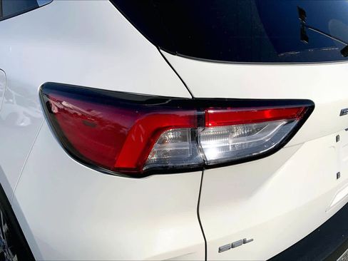 Used 2022 Ford Escape SEL w/ Technology Package image 25