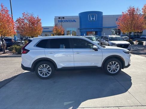 Certified 2024 Honda CR-V EX image 5