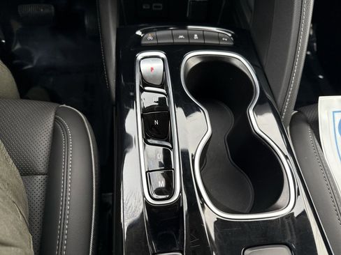 Used 2023 Buick Envision Essence image 20