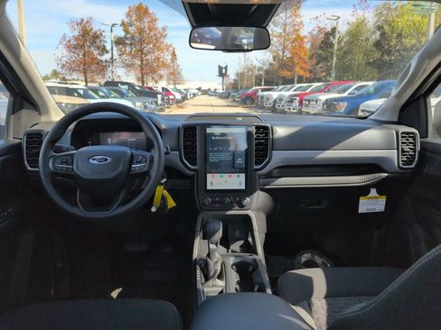 New 2025 Ford Ranger XL image 7