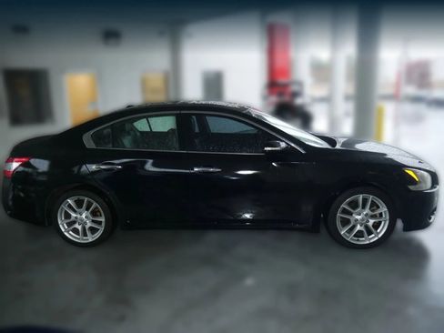 Used 2009 Nissan Maxima 3.5 SV w/ Premium Pkg image 4