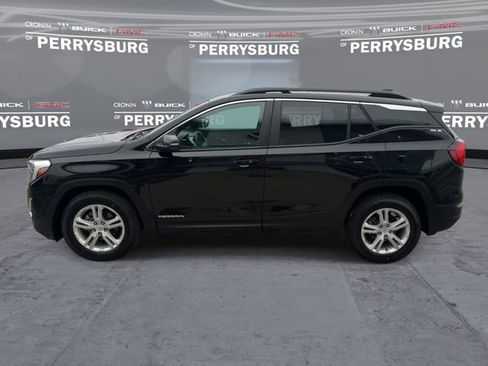 Used 2021 GMC Terrain SLE w/ Driver Convenience Package FWD image 5
