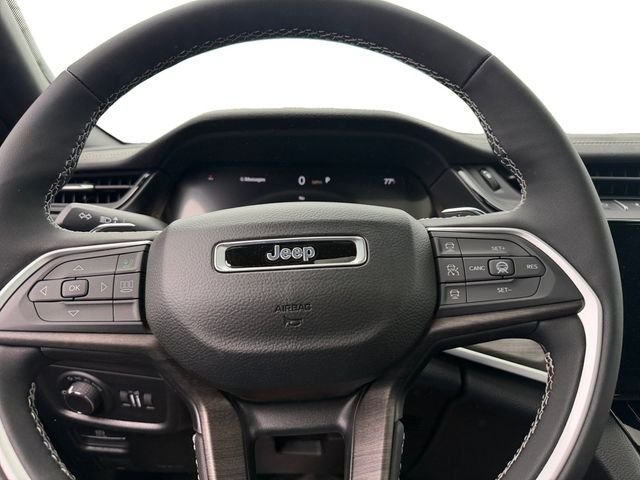 New 2026 Jeep Grand Cherokee Altitude AWD/4WD image 18
