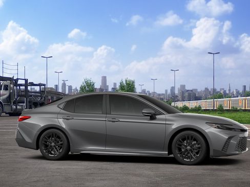 New 2026 Toyota Camry SE FWD image 12