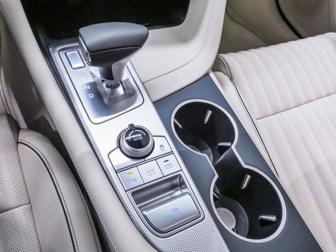 Certified 2026 Genesis G70 2.5T Prestige image 18