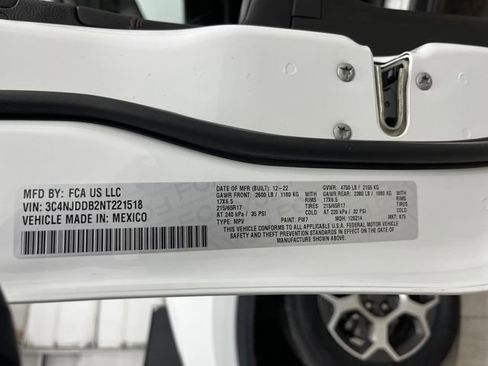 Certified 2022 Jeep Compass Trailhawk w/ Trailhawk Elite Group image 39