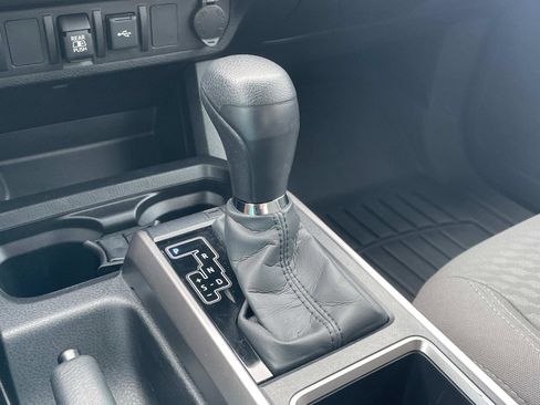 Used 2023 Toyota Tacoma SR5 w/ Technology Package image 20