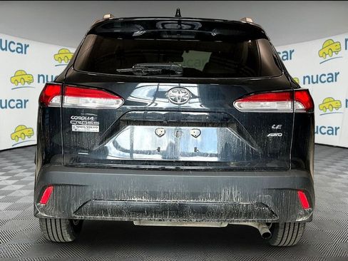 Used 2024 Toyota Corolla Cross LE w/ Moonroof Package AWD/4WD image 6