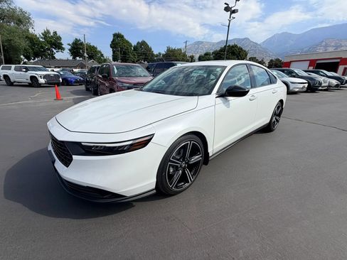 Used 2026 Honda Accord SE image 6