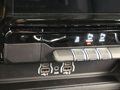 New 2026 RAM 1500 Laramie image 14