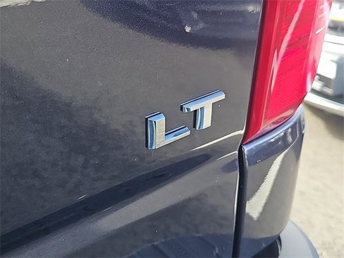 Used 2023 Chevrolet Silverado 1500 LT image 11