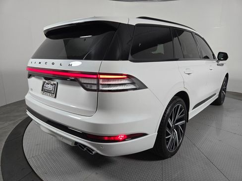 New 2026 Lincoln Aviator Black Label AWD/4WD image 4