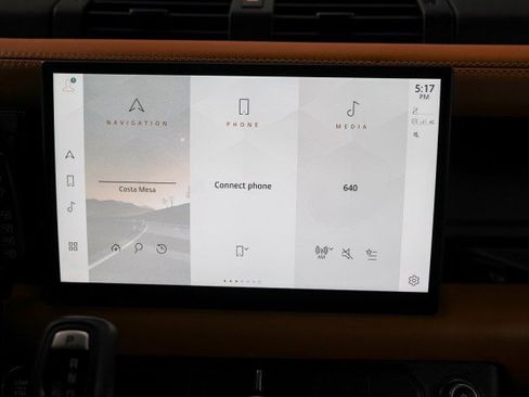 Used 2024 Land Rover Defender 90 V8 image 19