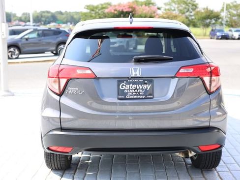 Used 2016 Honda HR-V EX image 4