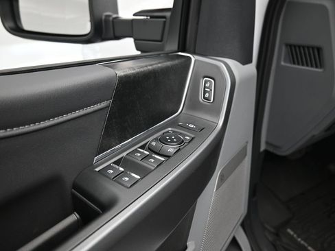 New 2026 Ford F350 XLT w/ XLT Premium Package image 10