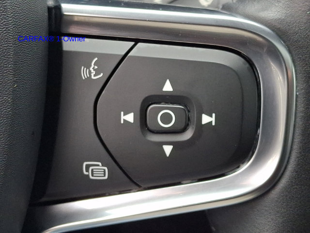 Used 2019 Volvo XC40 T5 Momentum AWD/4WD image 24