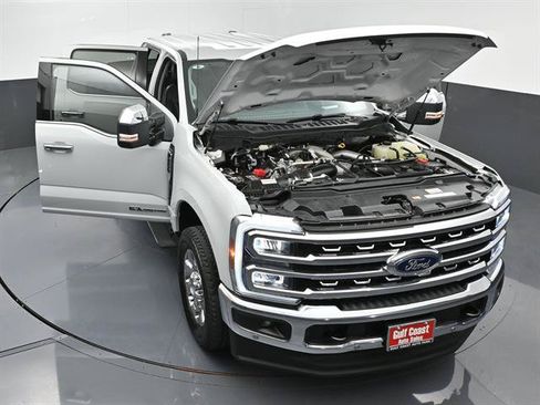 Used 2025 Ford F250 Lariat w/ Lariat Ultimate Package AWD/4WD image 47