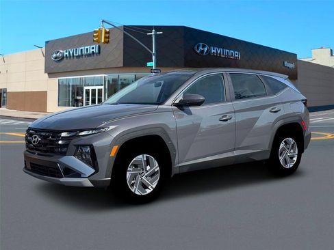 New 2026 Hyundai Tucson Blue SE AWD/4WD image 2