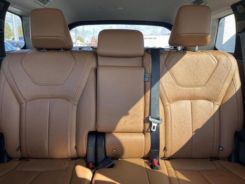 Certified 2025 INFINITI QX60 Sensory image 19