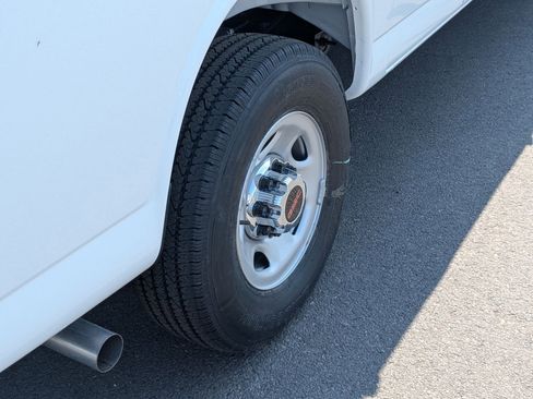 New 2025 GMC Savana 2500 Work Van w/ Safety Package image 16