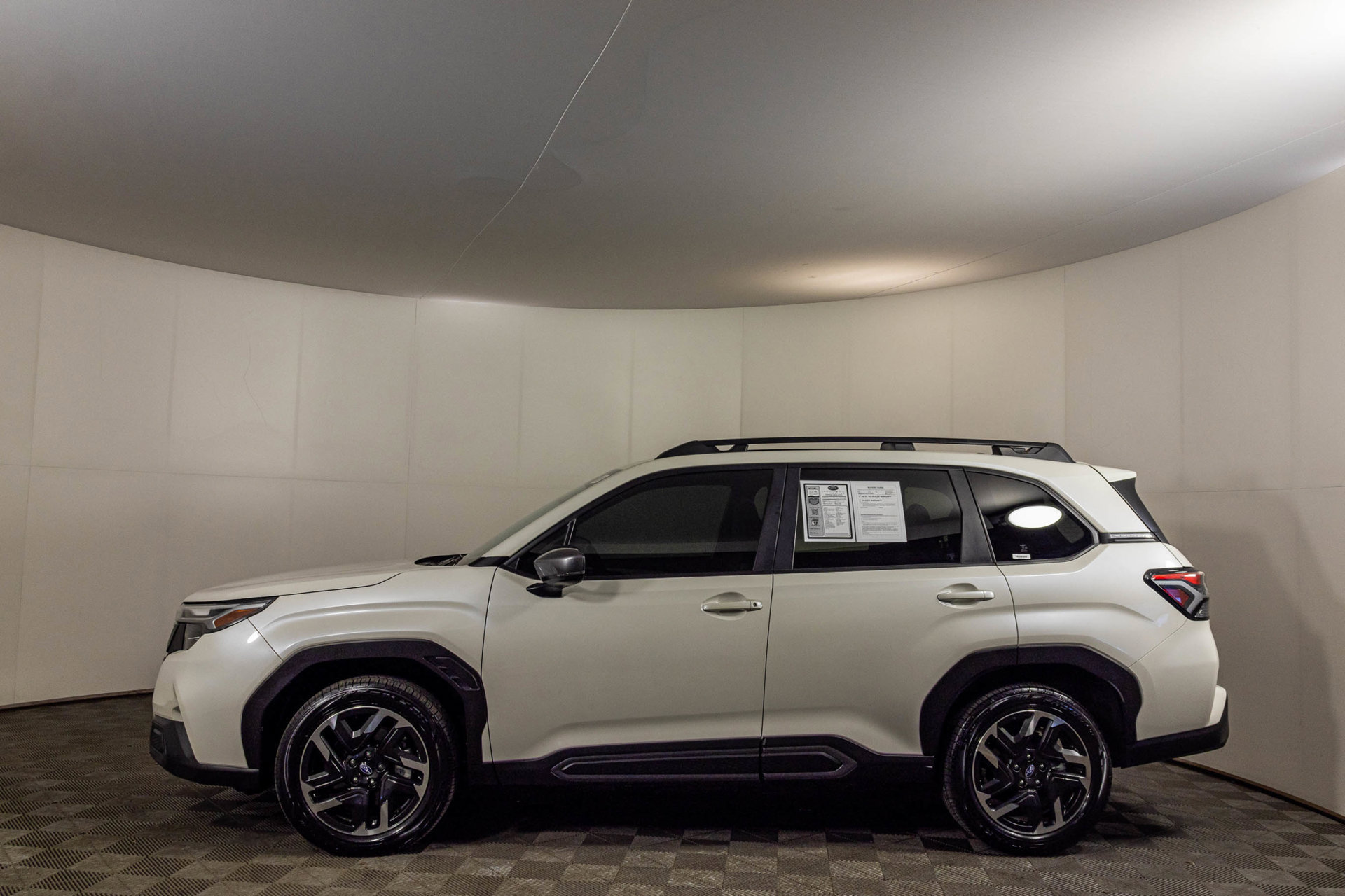 Used 2025 Subaru Forester Limited AWD/4WD image 23