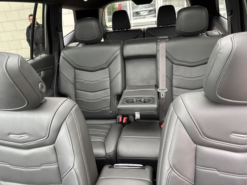 Used 2024 Cadillac XT6 Premium Luxury w/ Platinum Package image 36