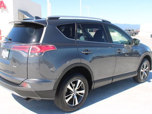 Used 2017 Toyota RAV4 XLE w/ All Weather Liner Package FWD image 3