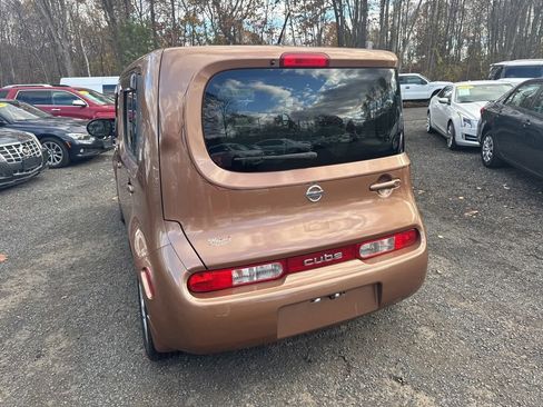 Used 2011 Nissan Cube 1.8 SL w/ Interior Designer Pkg image 18