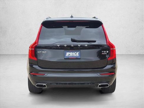 Used 2021 Volvo XC90 T5 R-Design AWD/4WD image 4