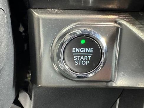 Used 2023 Ford F150 Lariat image 22