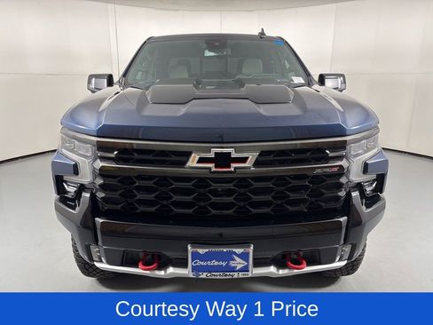 Used 2022 Chevrolet Silverado 1500 ZR2 AWD/4WD image 4