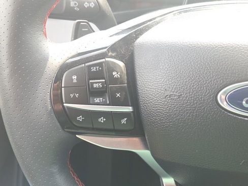 Used 2025 Ford Explorer ST AWD/4WD image 39