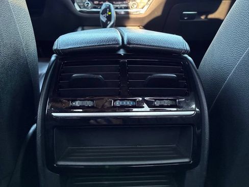 Used 2018 BMW 530i xDrive AWD/4WD image 15