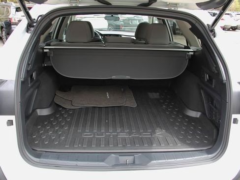 Certified 2025 Subaru Outback Premium AWD/4WD image 33