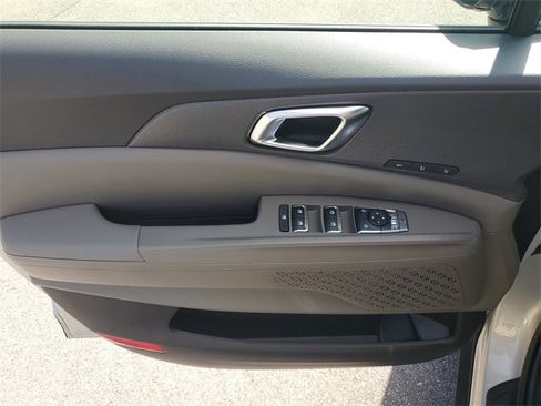 New 2026 Kia Carnival SX image 25