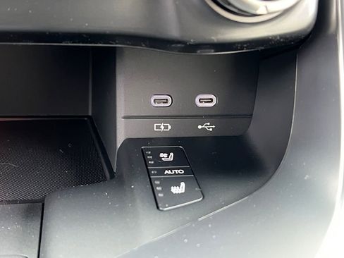 New 2026 Lexus LX 600 4WD w/ Luxury Package image 23