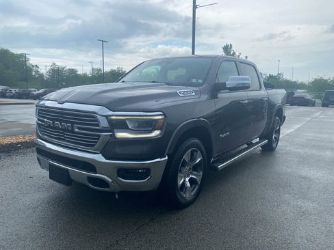 Used 2019 RAM 1500 Laramie AWD/4WD image 5